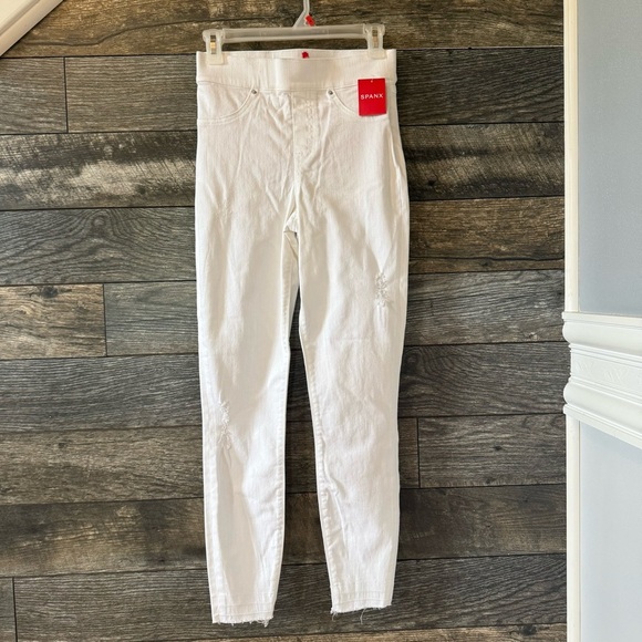SPANX Distressed Skinny Jeans Size XS WHITE Distressed Raw Hem MSRP $128 - Picture 1 of 13